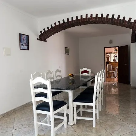 V4 Filomena Holiday home Albufeira